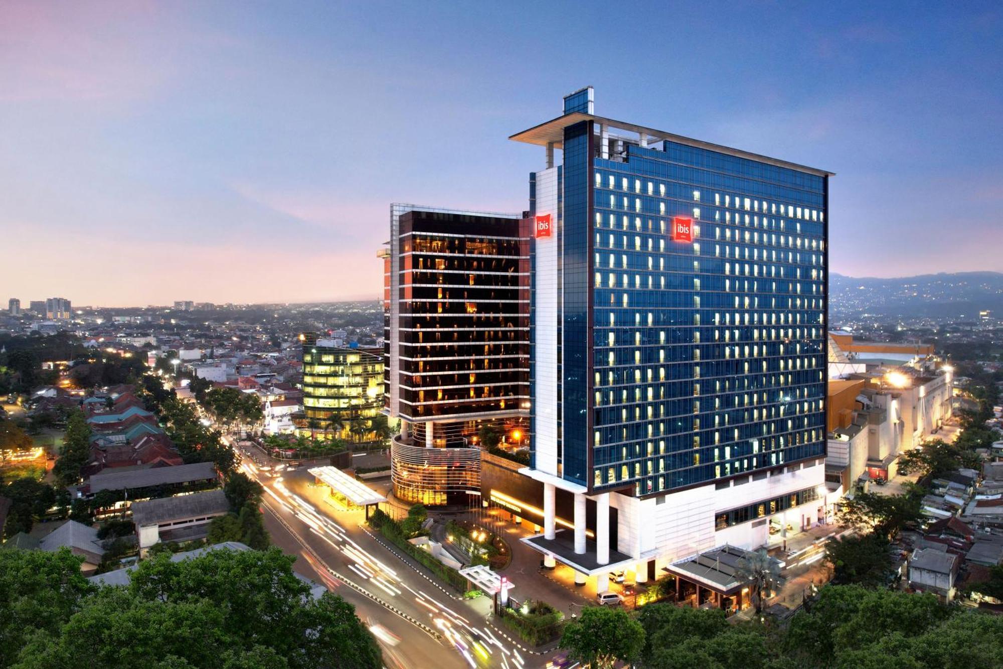 Ibis Bandung Trans Studio Eksteriør bilde