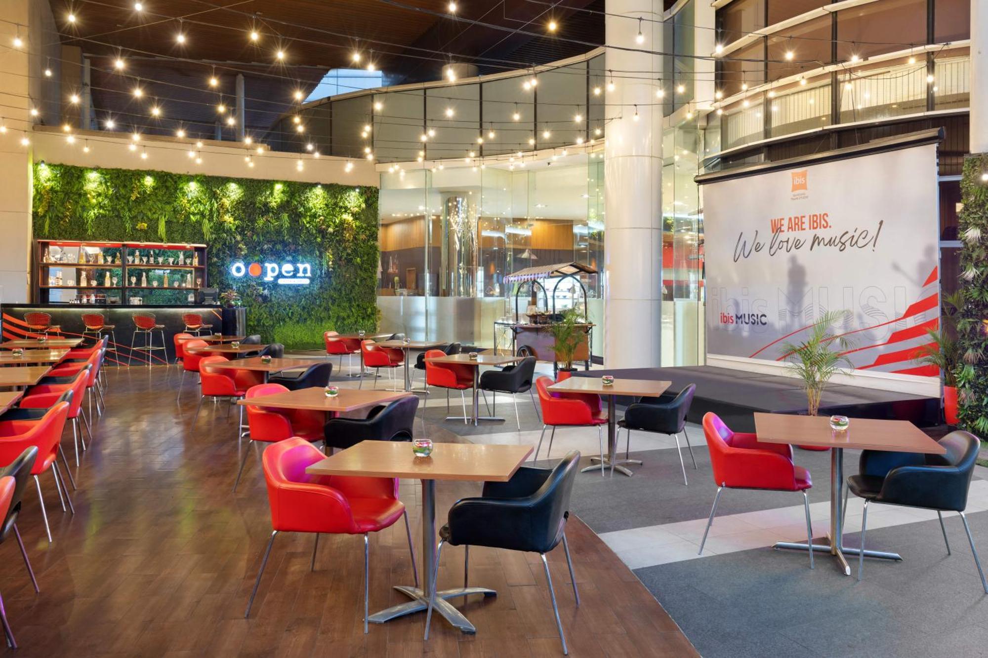 Ibis Bandung Trans Studio Eksteriør bilde